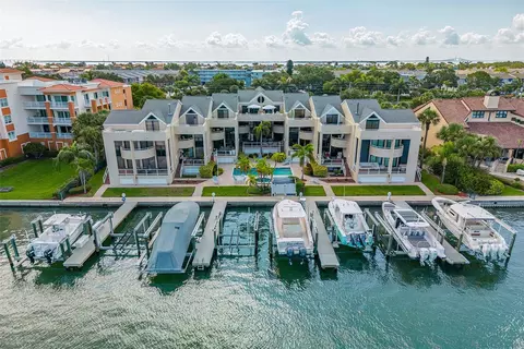 722 Pinellas Bayway S #301, Tierra Verde, FL 33715