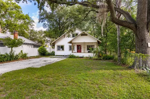804 E Lambright St, Tampa, FL 33604