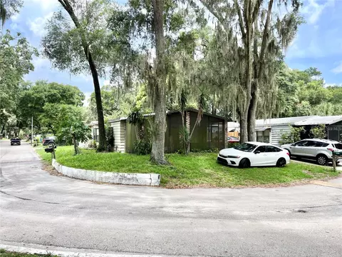 10514 Bay Hills Cir, Thonotosassa, FL 33592