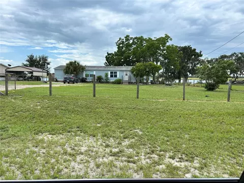 3741 Walker Shores Dr, Bartow, FL 33830