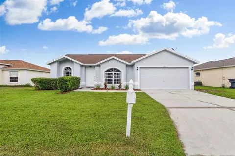 8141 Bristol Bay Ave, Lakeland, FL 33810