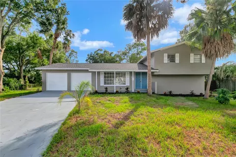 8323 W Hiawatha St, Tampa, FL 33615