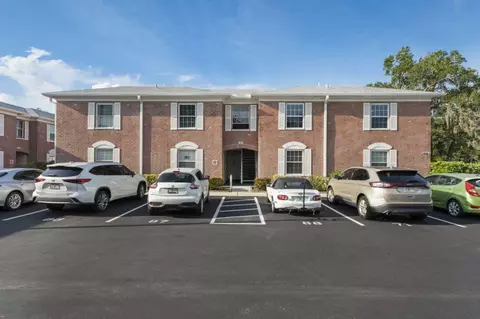 3894 37th St S #44, Saint Petersburg, FL 33711