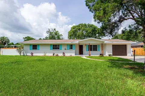 39154 Park Dr, Zephyrhills, FL 33542