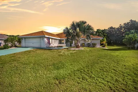 106 Kenley Way, Sun City Center, FL 33573