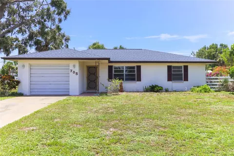 705 Florence St, Nokomis, FL 34275