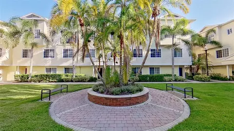 9872 Meadow Field Cir #503, Tampa, FL 33626