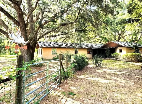 5202 Shepard Ln, Polk City, FL 33868