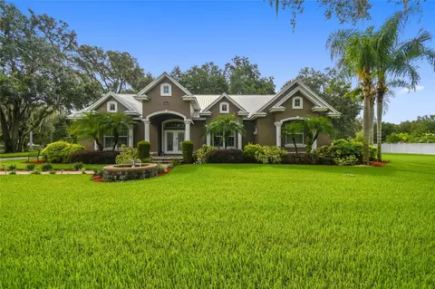 2027 Jaudon Rd, Dover, FL 33527