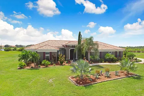 5217 Lake Siena Dr, Wimauma, FL 33598