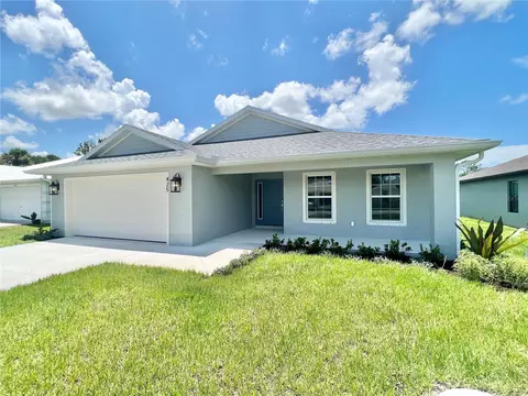 425 Sunset Rd N, Rotonda West, FL 33947