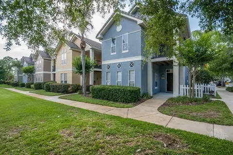 4002 Palmetto Palm Ct, Tampa, FL 33624