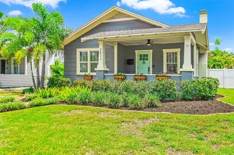 2833 11th St N, Saint Petersburg, FL 33704