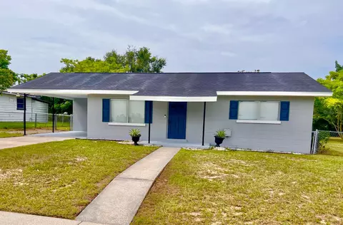 617 Palm Ave, Lake Wales, FL 33853