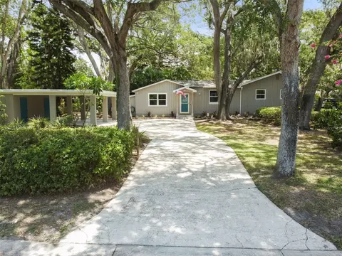 1101 52nd St N, Saint Petersburg, FL 33710