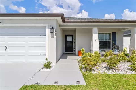7216 Twisting Pines Loop, Zephyrhills, FL 33541