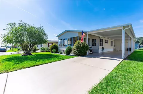 36646 Grace Ave, Zephyrhills, FL 33542