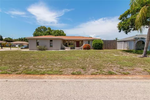 6734 2nd Avenue Cir W, Bradenton, FL 34209