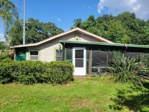 111 Palm Ave, Seffner, FL 33584