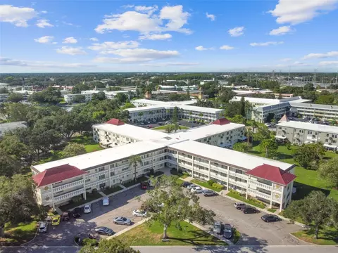 2452 Brazilia Dr #10, Clearwater, FL 33763