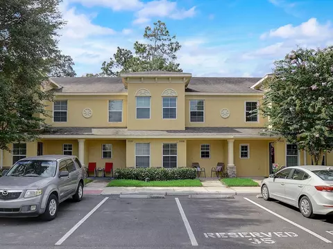 37630 Aaralyn Rd, Zephyrhills, FL 33542