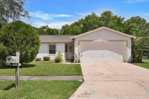 13100 Woodward Dr, Bayonet Point, FL 34667
