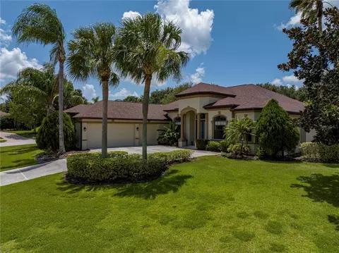 13340 Thoroughbred Dr, Dade City, FL 33525