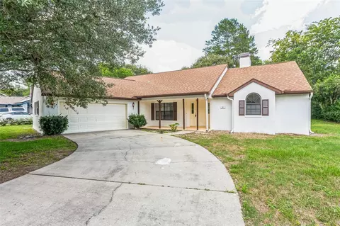 6 Morning Glory Ct, Homosassa, FL 34446