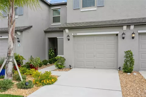840 Royal Empress Dr, Ruskin, FL 33570