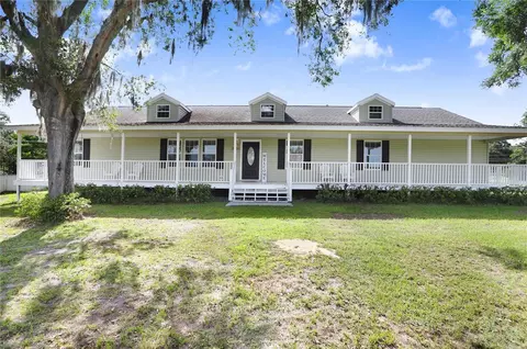 4402 Tevalo Dr, Valrico, FL 33596