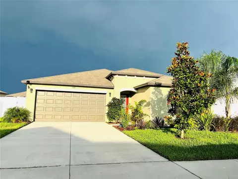 3108 Lytton Hall Dr, Zephyrhills, FL 33540