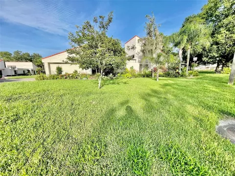 103 Seville Ct N, Plant City, FL 33566