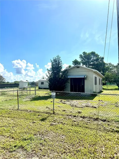 12116 Patrick St, Dade City, FL 33525