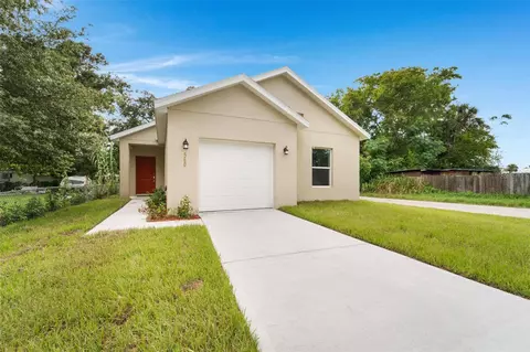 560 Josie St, New Smyrna Beach, FL 32168