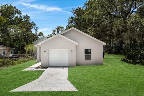 616 N Duss St, New Smyrna Beach, FL 32168