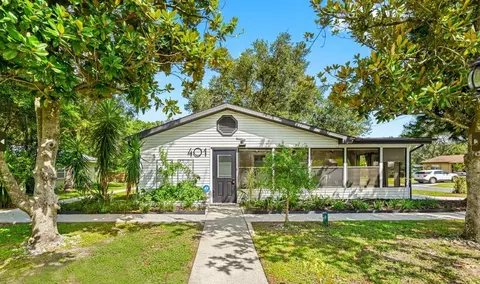 401 Flamingo Dr, Lakeland, FL 33803