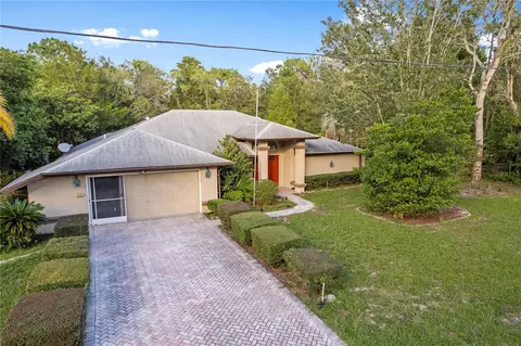 209 Pine St, Homosassa, FL 34446