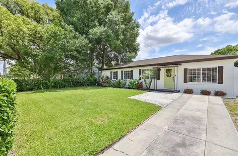 4002 W Wallace Ave, Tampa, FL 33611