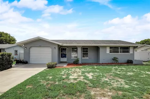 10415 Choice Dr, Port Richey, FL 34668