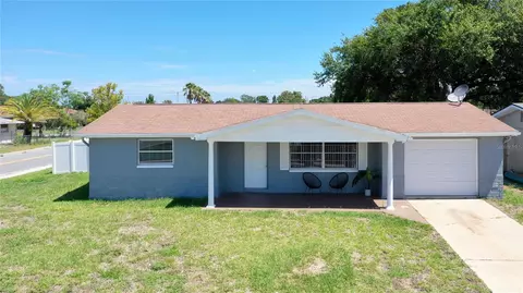 7609 Christina Ln, Port Richey, FL 34668