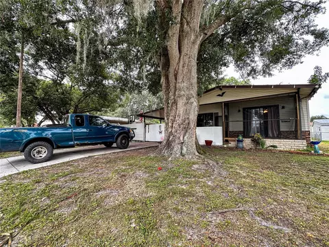 425 Skyline Dr E, Lakeland, FL 33801