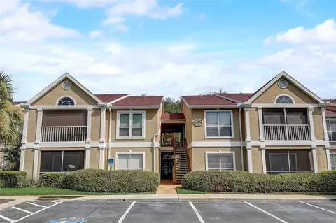 9481 Highland Oak Dr #814, Tampa, FL 33647