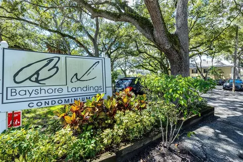 5221 Bayshore Blvd #22, Tampa, FL 33611