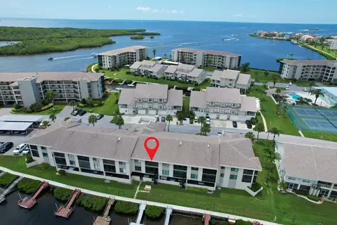 8210 Aquila St #224, Port Richey, FL 34668