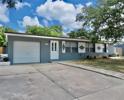 5461 64th Ave N, Pinellas Park, FL 33781