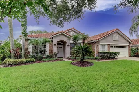 17812 Green Willow Dr, Tampa, FL 33647