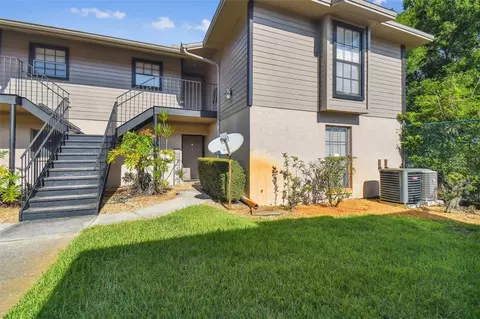 4014 Ashford Green Pl #G104, Tampa, FL 33613