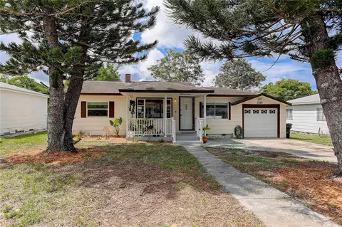 5260 43rd Ter N, Saint Petersburg, FL 33709