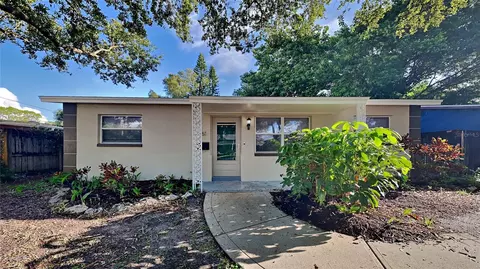 761 63rd Ave N, Saint Petersburg, FL 33702