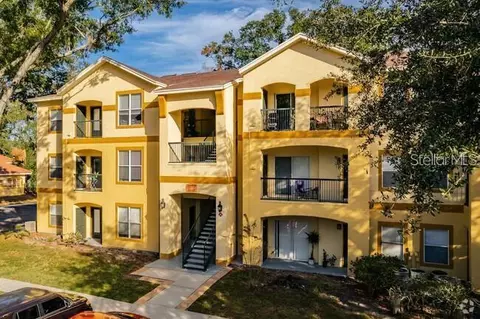 5618 Pinnacle Heights Cir #201, Tampa, FL 33624